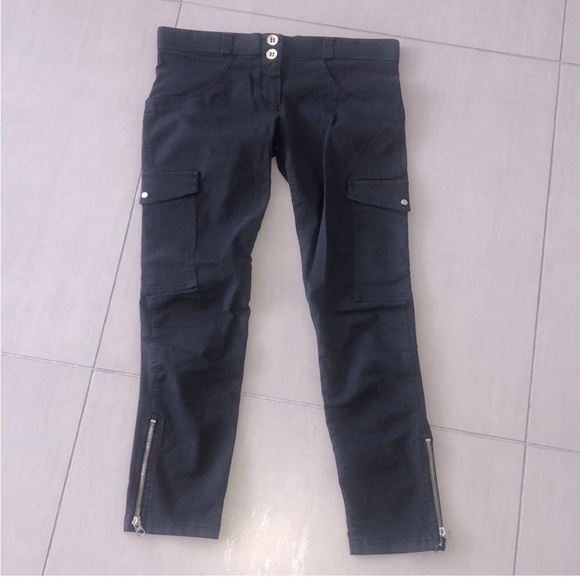 Freed WRUP Black Small 7/8 Zip - Picture 1 of 8